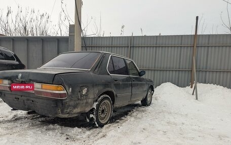 BMW 5 серия, 1985 год, 145 000 рублей, 1 фотография