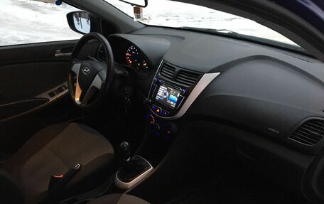 Hyundai Solaris II рестайлинг, 2012 год, 625 000 рублей, 7 фотография