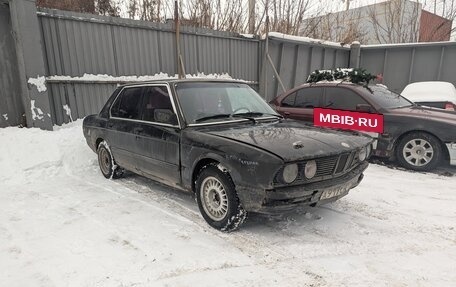 BMW 5 серия, 1985 год, 145 000 рублей, 4 фотография