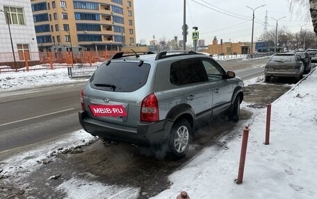 Hyundai Tucson III, 2008 год, 850 000 рублей, 3 фотография