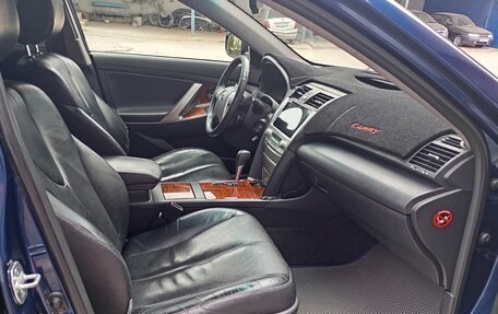 Toyota Camry, 2008 год, 1 300 000 рублей, 11 фотография