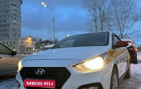 Hyundai Solaris II рестайлинг, 2018 год, 1 260 000 рублей, 4 фотография