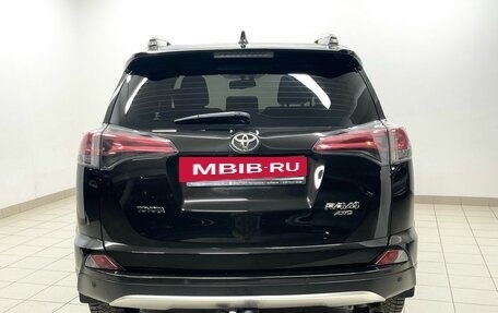 Toyota RAV4, 2015 год, 2 400 000 рублей, 5 фотография