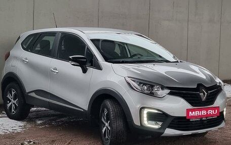 Renault Kaptur I рестайлинг, 2019 год, 1 975 000 рублей, 12 фотография