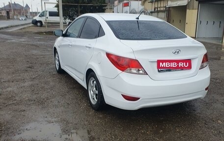 Hyundai Solaris II рестайлинг, 2013 год, 660 000 рублей, 12 фотография