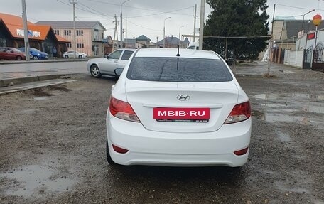 Hyundai Solaris II рестайлинг, 2013 год, 660 000 рублей, 8 фотография