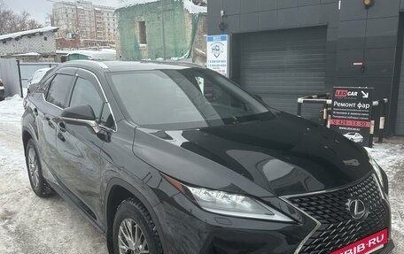 Lexus RX IV рестайлинг, 2019 год, 5 350 000 рублей, 4 фотография