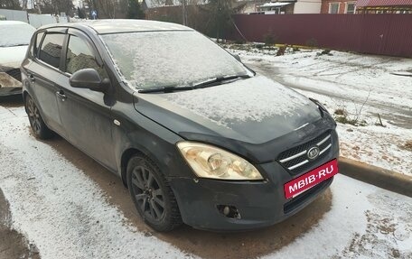 KIA cee'd I рестайлинг, 2009 год, 600 000 рублей, 2 фотография