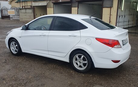 Hyundai Solaris II рестайлинг, 2013 год, 660 000 рублей, 14 фотография