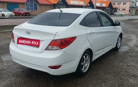 Hyundai Solaris II рестайлинг, 2013 год, 660 000 рублей, 7 фотография