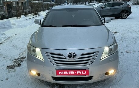 Toyota Camry, 2008 год, 1 120 000 рублей, 1 фотография