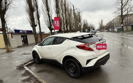 Toyota C-HR I рестайлинг, 2018 год, 1 600 000 рублей, 5 фотография