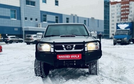 Nissan NP300, 2013 год, 1 190 000 рублей, 3 фотография