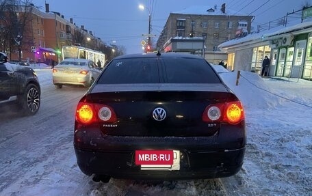 Volkswagen Passat B6, 2006 год, 590 000 рублей, 3 фотография