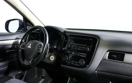 Mitsubishi Outlander III рестайлинг 3, 2012 год, 1 650 250 рублей, 9 фотография