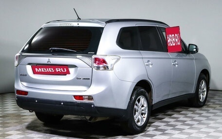 Mitsubishi Outlander III рестайлинг 3, 2012 год, 1 650 250 рублей, 5 фотография