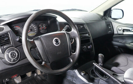 SsangYong Kyron I, 2009 год, 920 000 рублей, 14 фотография