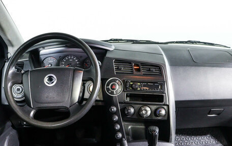 SsangYong Kyron I, 2009 год, 920 000 рублей, 12 фотография