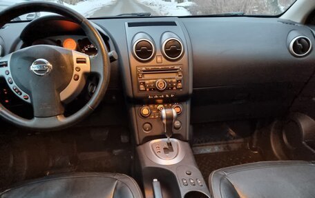 Nissan Qashqai, 2008 год, 900 000 рублей, 2 фотография