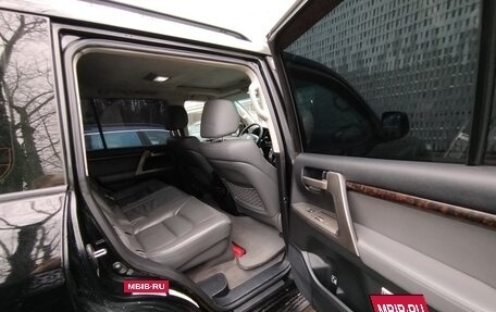 Toyota Land Cruiser 200, 2009 год, 2 650 000 рублей, 10 фотография