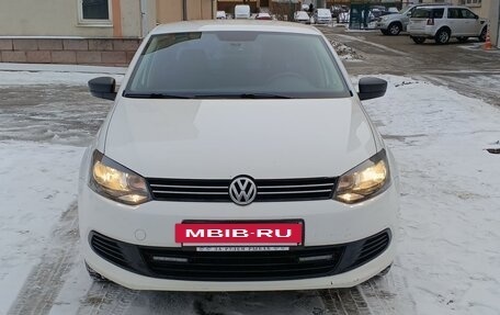 Volkswagen Polo VI (EU Market), 2012 год, 850 000 рублей, 2 фотография