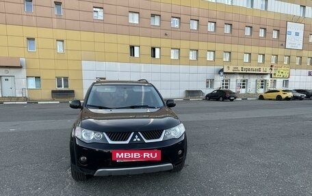 Mitsubishi Outlander III рестайлинг 3, 2007 год, 1 300 000 рублей, 2 фотография