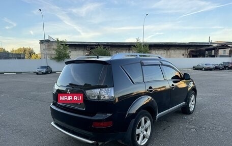 Mitsubishi Outlander III рестайлинг 3, 2007 год, 1 300 000 рублей, 4 фотография