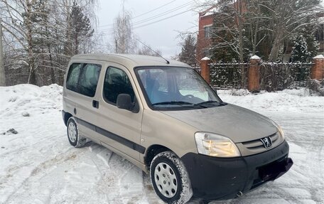 Peugeot Partner II рестайлинг 2, 2010 год, 550 000 рублей, 6 фотография