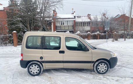 Peugeot Partner II рестайлинг 2, 2010 год, 550 000 рублей, 5 фотография