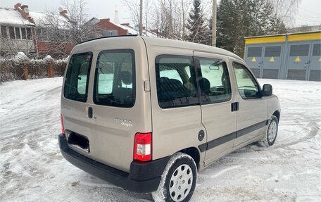 Peugeot Partner II рестайлинг 2, 2010 год, 550 000 рублей, 4 фотография