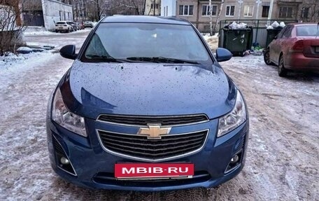 Chevrolet Cruze II, 2013 год, 680 000 рублей, 3 фотография