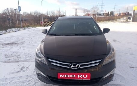 Hyundai Solaris II рестайлинг, 2015 год, 940 000 рублей, 5 фотография