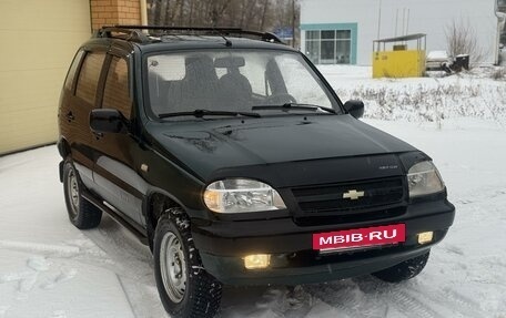 Chevrolet Niva I рестайлинг, 2003 год, 289 000 рублей, 2 фотография