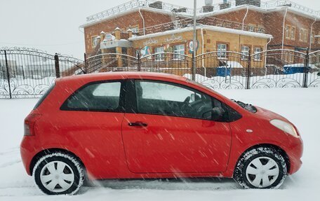 Toyota Yaris III рестайлинг, 2007 год, 520 000 рублей, 6 фотография