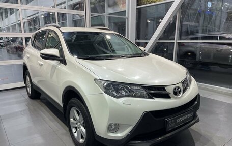 Toyota RAV4, 2014 год, 2 010 000 рублей, 3 фотография