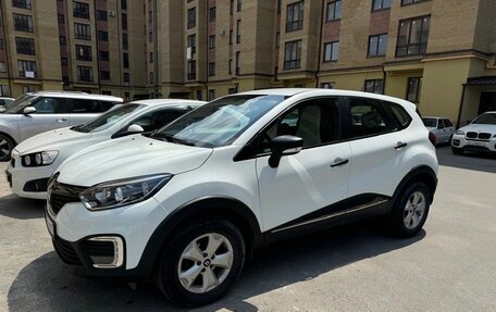 Renault Kaptur I рестайлинг, 2018 год, 1 600 000 рублей, 3 фотография