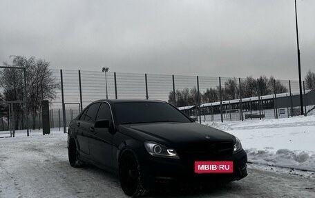 Mercedes-Benz C-Класс, 2011 год, 1 550 000 рублей, 3 фотография