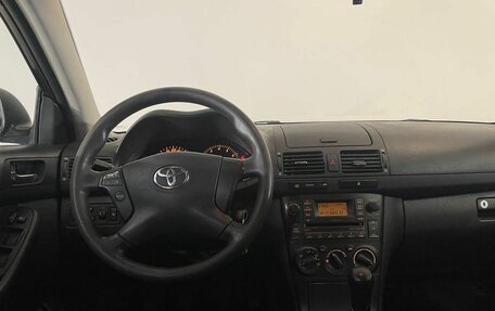 Toyota Avensis III рестайлинг, 2007 год, 835 000 рублей, 10 фотография