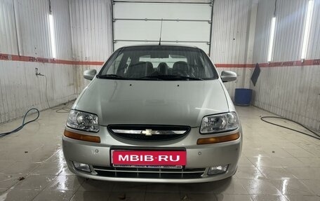 Chevrolet Aveo III, 2004 год, 500 000 рублей, 1 фотография