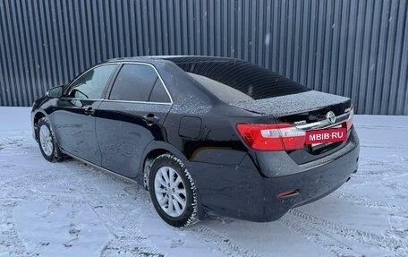 Toyota Camry, 2012 год, 1 730 000 рублей, 2 фотография