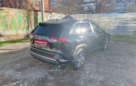 Toyota RAV4, 2021 год, 3 100 000 рублей, 5 фотография