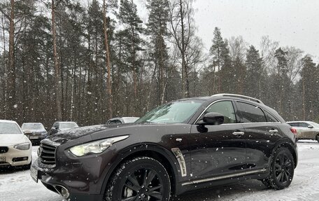 Infiniti FX II, 2011 год, 2 149 000 рублей, 17 фотография