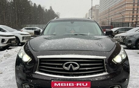 Infiniti FX II, 2011 год, 2 149 000 рублей, 8 фотография