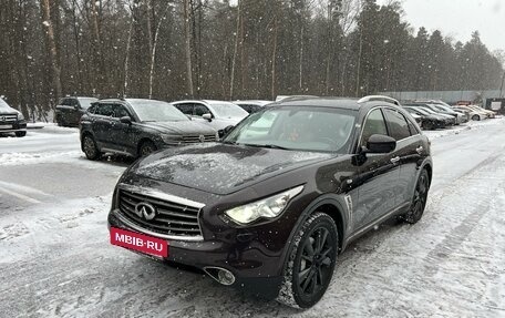 Infiniti FX II, 2011 год, 2 149 000 рублей, 14 фотография