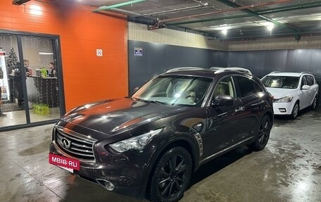 Infiniti FX II, 2011 год, 2 149 000 рублей, 33 фотография