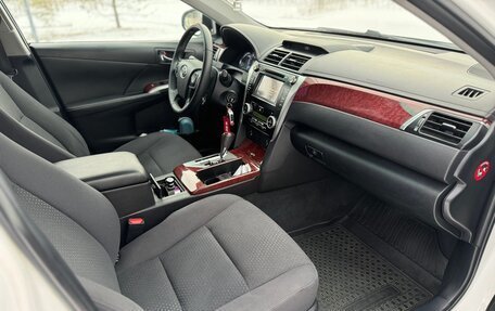 Toyota Camry, 2012 год, 1 849 000 рублей, 13 фотография