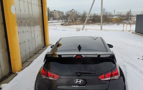 Hyundai Veloster II, 2018 год, 2 950 000 рублей, 18 фотография