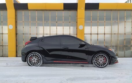 Hyundai Veloster II, 2018 год, 2 950 000 рублей, 21 фотография