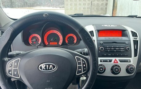 KIA cee'd I рестайлинг, 2009 год, 700 000 рублей, 2 фотография