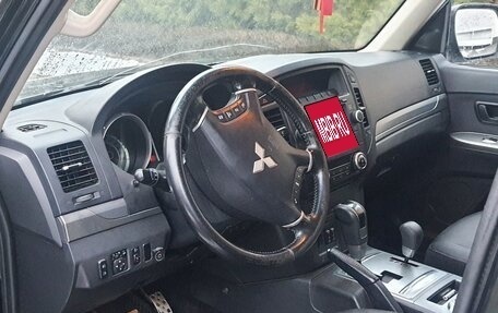 Mitsubishi Pajero IV, 2012 год, 1 850 000 рублей, 7 фотография